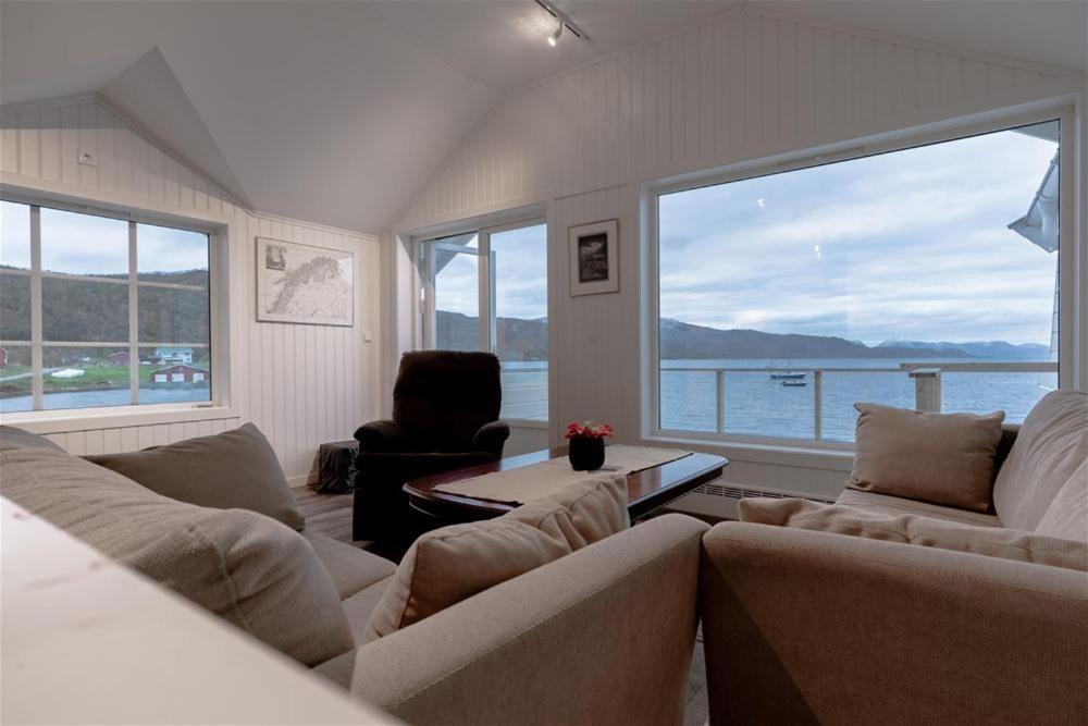 Camp Aurora Villa Karlsøy Kültér fotó